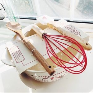 The Bake Shop Bowl & Set